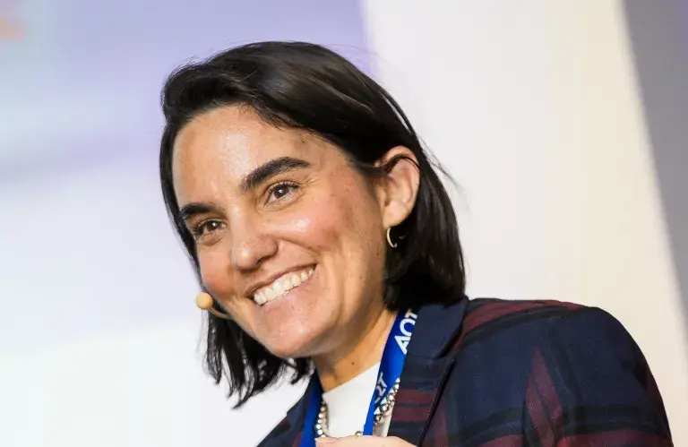 Chloé Freslon, présidente fondatrice d’URelles, médiatrice accréditée et experte en équité, diversité et inclusion